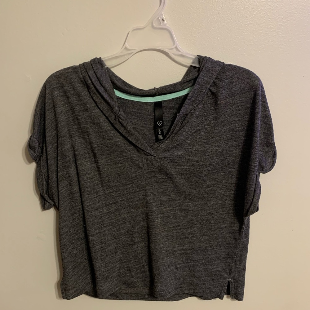 Crop Workout Shirt with Hood